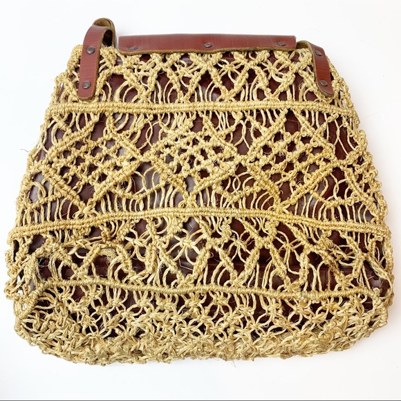 Vintage | 70's Boho Macrame Leather Bag - Picture 5 of 9
